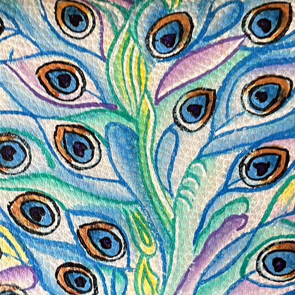 MANIFIQUE Colorful Peacock Feather HANDPAINTED‎ Wallet - Picture 3 of 9